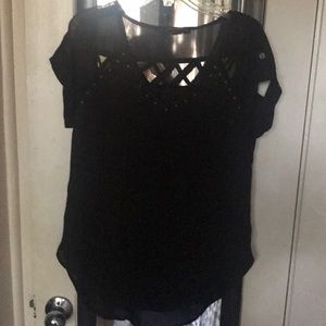 Black flowy top!